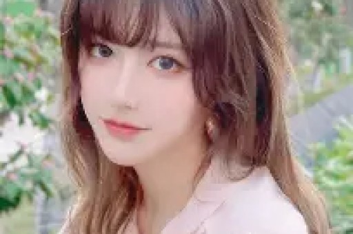 中国美女网红无奈吐槽有日本人专门盗她的照片并引流不良软件