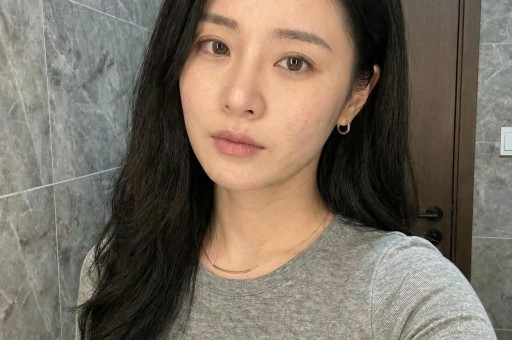 河南老君山景区月薪6万元招人00后小伙入选；网友质疑“萝卜岗”官方回应：从3500多个投稿中选出入选者只要中途不退出可拿6万元