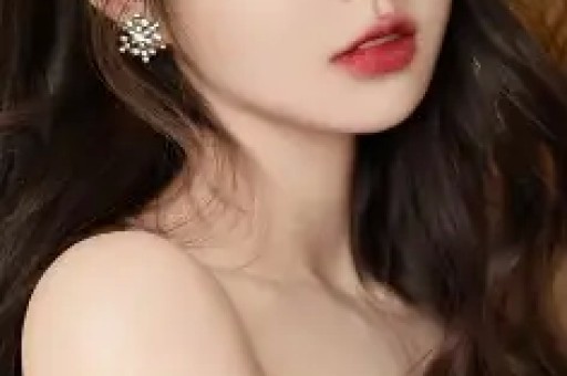 4位明星假唱现场萨顶顶拿反话筒不算啥他连对口型都懒得演！