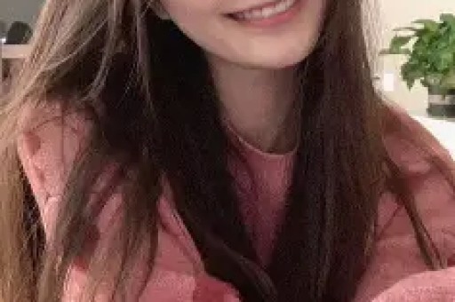 太猖狂了！明星工作人员机场暴打路人现场群众道出真相